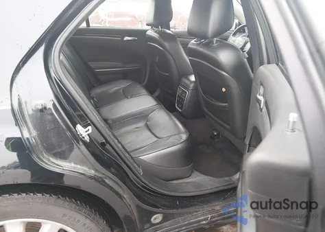 2017 Chrysler 300C Awd из США, поврежденный, VIN 2C3CCAKG0HH653654